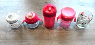 Viele fragen, ab wann der trinklernbecher genutzt werden kann, bzw. Flaschchen Schnabeltasse Trinklernbecher Flasche Mit Strohhalm Normales Glas Was Denn Nun Mommycircle