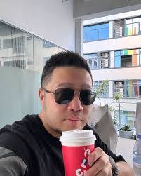 David Ou's Instagram, Twitter & Facebook