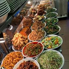 Kari kepala ikan yang pekat berempah, pedas, masam, semua cukup rasa. Restauran Kari Kepala Ikan Sg Batu Caves Restaurant Reviews Photos Phone Number Tripadvisor
