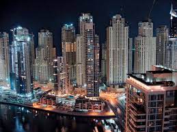 Averages are for dubai international airport, which is 4 miles from dubai. Dubai City Geography Creek History Britannica