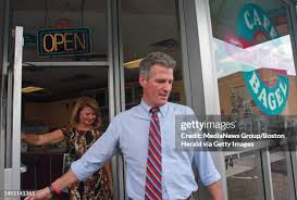 982 Gail Brown Photos & High Res Pictures