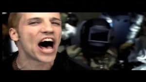 10 underrated '90s lead singers who stepped in when another vocalist left