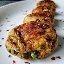Baked Aloo Tikki Recipe Recipe Aloo Tikki Recipe Recipes Healthy Indian Snacks