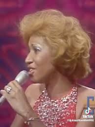 On this day in 2018 we lost the QUEEN OF SOUL ARETHA FRANKLIN GREATEST  VOCALIST of all time #restinpowerarethafranklin  #arethafranklingreatestvocalist #queenofsoul 💎