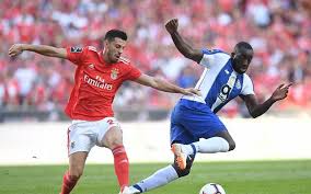 Arouca belenenses benfica boavista estoril famalicão gil vicente marítimo moreirense paços de ferreira portimonense porto santa clara sporting braga sporting cp tondela vitoria guimaraes. Portugal Benfica Lissabon Zeigt Vereinsfuhrung Des Fc Porto An