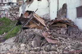 Hướng nào xây nhà tuổi 1981 tân dậu đem giàu sang vào nhà. 24 Febroyarioy 1981 O Egkelados Xtypa Tis Alkyonides Loutraki 365