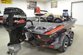 Bass cat boats > all > basscat. 2015 Bass Cat Boats Caracal Bass Boat Bass Boats For Sale Fish And Ski Boats
