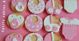 Petits Sables Pour Une Baby Shower Bidoudeuse Cia Lda Petits Sables Gateaux En Forme De Cœur Sables