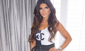Season 11 cast's ages, jobs, family & key facts. Bravo The Real Housewives Of New Jersey Spoilers Star Teresa Giudice Hits The Jersey Shore With Daughter Milania Daily Soap Dish