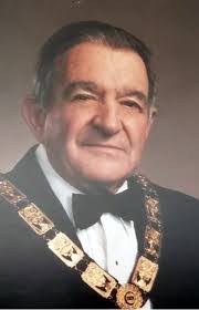 Alfred Carpenter's Instagram, Twitter & Facebook