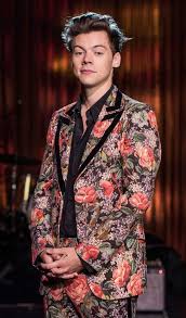 Black And White Floral Suit Harry Styles Harry Styles Floral Suit From His Bbc Show Is From The Gucci Cruise 2018 Collection Celebrity Wotnot Harry Styles Harry Styles Pictures Harry Styles Photos