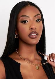 Alyson Black's Instagram, Twitter & Facebook