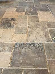 Antique Reclaimed Yorkstone Flagstones In 2021 Stone Flooring Flagstone Flooring Rustic Flooring
