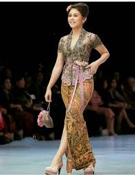 Anne avantie (lahir di semarang, indonesia, 20 mei 1954; Kebayak Mbak Ika Dlaban Bukp Model Pakaian Model Baju Wanita Gaya Busana