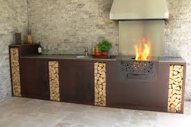 Outdoorkuche Gartenkuche Cortenstahl Von Flammengrill Garten Kuche Holzbackofen Kuche