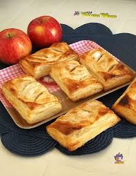 Fagottini di mele e crema. Saccottini Di Pasta Sfoglia E Cuor Di Mela La Cucina Di Marge Dolci Ricette Ricette Dolci