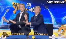 Striscia la notizia, trovate le nuove veline: Striscia Schiavone Gif Striscia Schiavone Discover Share Gifs