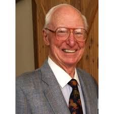 Vincent Hackett's Instagram, Twitter & Facebook