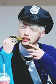 Kpop Idol As Your Wedlug Marka Mewyy Nie Przyjmuje Zadnych Zamowien Losowo Losowo Amreading Books Wattpad Kpop Kpop Idol Pop Group