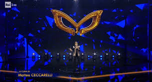 Ieri sera, venerdì 24 gennaio 2020, è andata in onda la semifinale de il cantante mascherato, nuovo show di raiuno condotto da milly carlucci che sta appassionando gli italiani. Il Cantante Mascherato Voci Troppo Riconoscibili Il Pubblico Ha Gia Scoperto Chi Sono I 7 Big Rimasti In Gara Ultime Notizie Flash