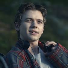 igby rigney as kevin (the midnight club)