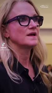 Debra Palermo's Instagram, Twitter & Facebook