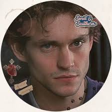 sapphy!🦌 RDC8 (@willgrahamcrkrr)