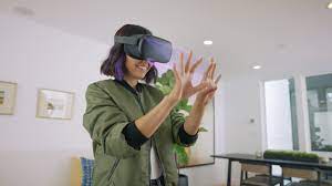 Oculus quest 2's $299 starting price brings in a whole new wave of vr buyers and luckily there are lots of great free vr games and vr experiences to try right out of the box. Hands On Oculus Quest Hand Tracking Will Be Great For Casual Input