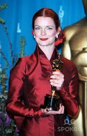 71st Academy Awards Oscar For Best Costume Design Shakespeare In Love Sandy Powell Best Costume Design Costume Design Cool Costumes