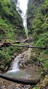 Aflat la 35 km de suceava, pe valea moldovei, intre. O Zi In Campulung Moldovenesc È™i Imprejurimi Campulung Moldovenesc Impresii PÄƒreri RecomandÄƒri O Zi In Campulung Moldovenesc È™i Imprejurimi Amfostacolo Amfostacolo