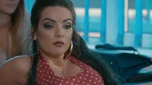 In puii mei naomi se bronzeaza. In Puii Mei Episod 4 Sezon 4 Integral Youtube