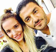 Uğur akkuş'un eski eşi gonca derin'den ebru şallı'ya sert gönderme geldi.ayrıcalıklardan yararlanmak için bu kanala katılın. Ebru Salli In Nisanlisi Ugur Akkus Un Eski Esi Gonca Derin Akkus Ellerinde Ozel Goruntulerim Var Magazin Haberleri Fiskos Haberleri