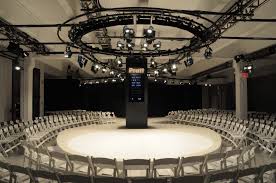 Round Runway For Pratt Fashion Show Fashion Pratt Fashionshow Runway Event Nyc Eventspace Nyceventspace Aesnyc Ae Event Experiential Marketing Light