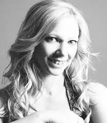 Maureen Sands's Instagram, Twitter & Facebook