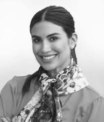 Vicky Neumann's Instagram, Twitter & Facebook