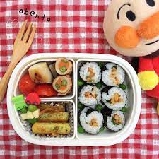 いいね 167件 コメント12件 mogu さん mogu 0422 のinstagramアカウント 今日の いちとごはん なんちゃってピクニック弁当 menu ごまシソ入り納豆巻き グリンピース じゃがいもと青海苔と桜海老の炒め物 ベビーチーズ お弁当 1歳