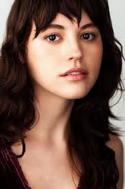 Lynda Suarez's Instagram, Twitter & Facebook