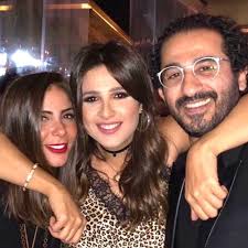 منى علي محمد زكي)‏ الميلاد: ÙŠØ§Ø³Ù…ÙŠÙ† Ø¹Ø¨Ø¯Ø§Ù„Ø¹Ø²ÙŠØ² ØªØ­ØªÙÙ„ Ø¨Ø¹ÙŠØ¯ Ù…ÙŠÙ„Ø§Ø¯ Ù…Ù†Ù‰ Ø²ÙƒÙŠ ÙˆØ£Ø­Ù…Ø¯ Ø­Ù„Ù…ÙŠ ØµÙˆØ±Ø©