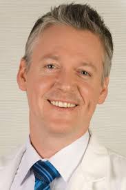 Les opérations génitales pour les personnes transgenres bientôt offertes en  C.-B.