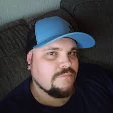 Devon Mikeska's Instagram, Twitter & Facebook