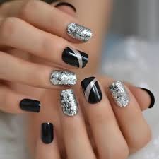 Short Black Acrylic Nails With Glitter Excited To Share This Item From My Etsy Shop Rough Silver Glitter Faux Ongles Short Black Nail In 2020 Black Nails With Glitter Acrylic Nail Tips Silver Nail Designs