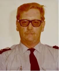 Derek Fletcher's Instagram, Twitter & Facebook