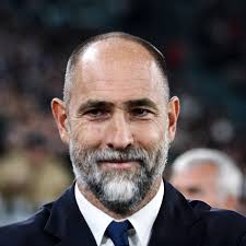 𝕄𝕒𝕩 (𝔹𝕚𝕒𝕟𝕔𝕠)ℕ𝕖𝕣𝕠 🦓