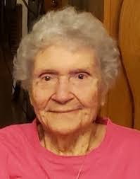 Holly Guidry's Instagram, Twitter & Facebook