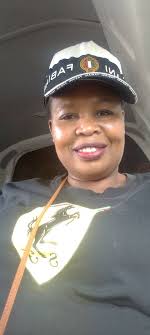 Good evening World, Claude just wants to say Hello and show everyone a new  bag he purchased for his mum to go shopping in Wiltshire UK....