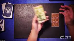 Tarot indonesia tarot pembacaan kartu tarot gratis. Tutorial Belajar Tarot Cara Mudah Memahami Arti Kartu Tarot Youtube