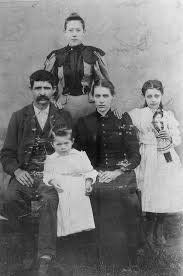 The rosier children should know at least some arabic, even if it was just picking up words and phrases when fatima yelled at them for some inane reason. Jacob P Rosier Family