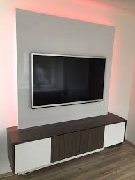 Referenzen Tv Wall Tv Wand Fernsehwand Aus Schreinerhand Tv Wand Tv Wandgestaltung Fernsehwand