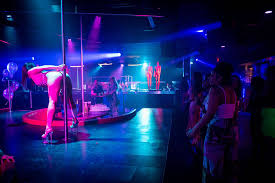 Anastasia brokelyn hot under my skirt 4.57. Her Nightclub Blogto Toronto