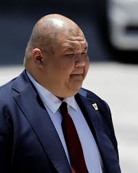 I'm genuinely upset that Stephen Cheung did not include himself in the  @vanityfair piece. He needs a higher profile since it seems 90% of the  garbage spewed